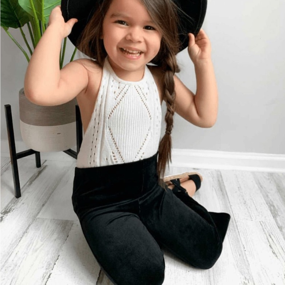 Baileys Blossoms crochet halter romper size 3T
